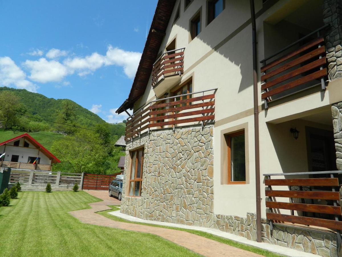 Vila Alpen Voineasa Exterior photo